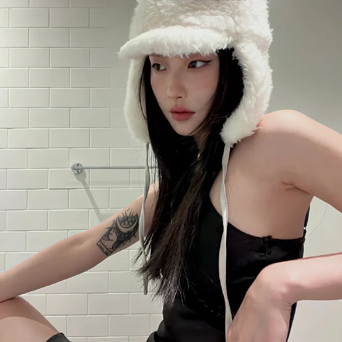 小犬与女孩